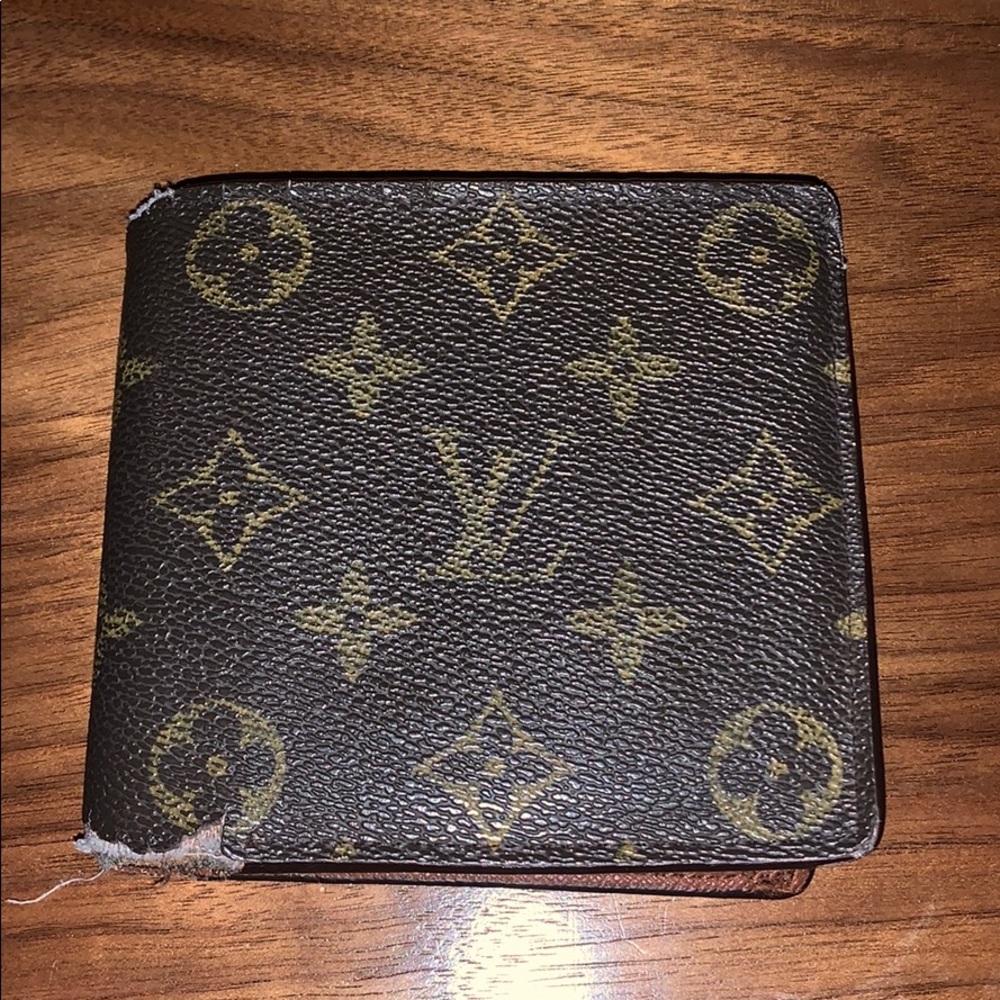 Louis Vuitton Bifold Wallet